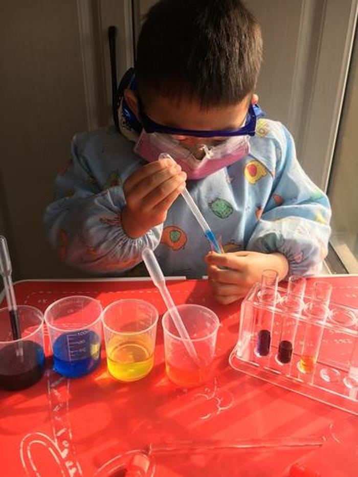 100个有趣的科学小实验，幼儿园简单有趣的小实验21个
