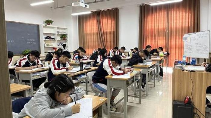 教育培训机构高中课程 - 高中文化课培训学校