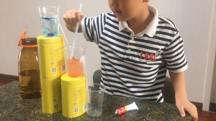 幼儿园科学小实验视频 一个小实验视频