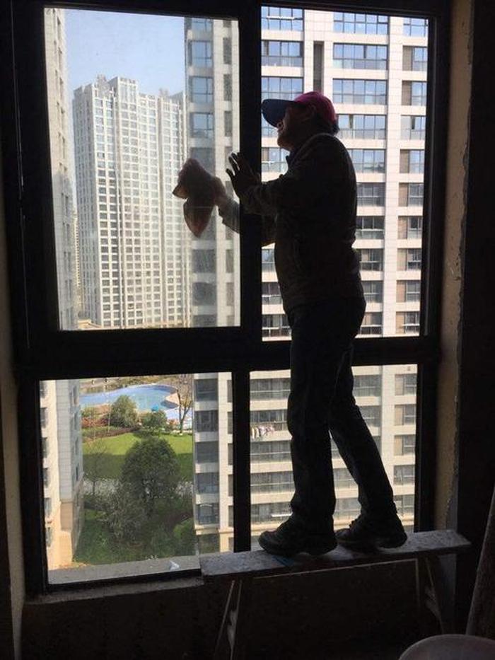 生活实用小妙招擦玻璃，擦玻璃外面的小妙招