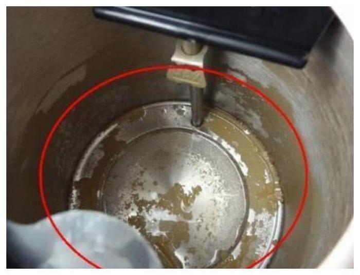 清洁生活小窍门100妙招；热水管道水垢堵塞去除