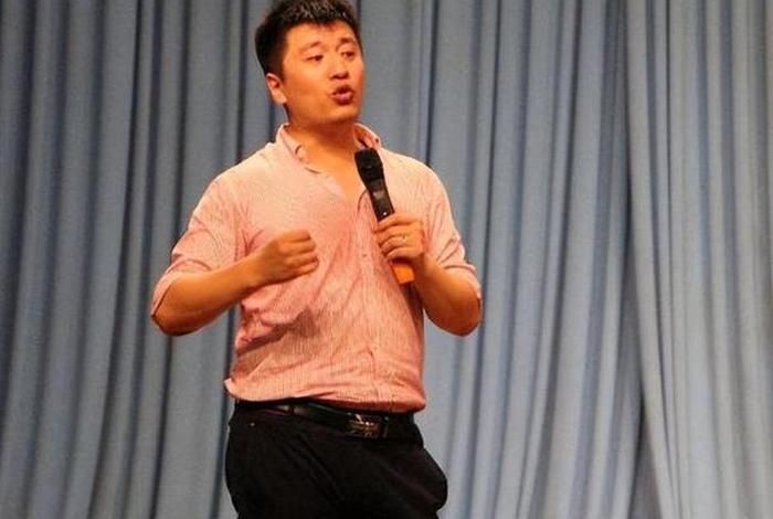 学广告设计有前途吗，张雪峰谈广告类专业