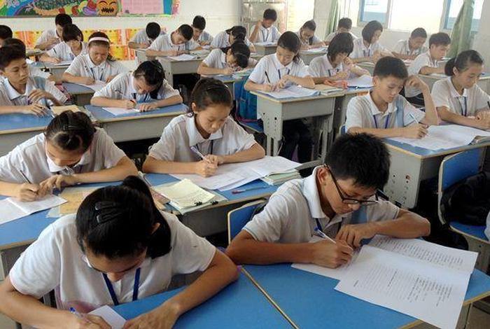 孩子成绩太差初中毕业应该学什么好 14岁初中没毕业能读什么技校