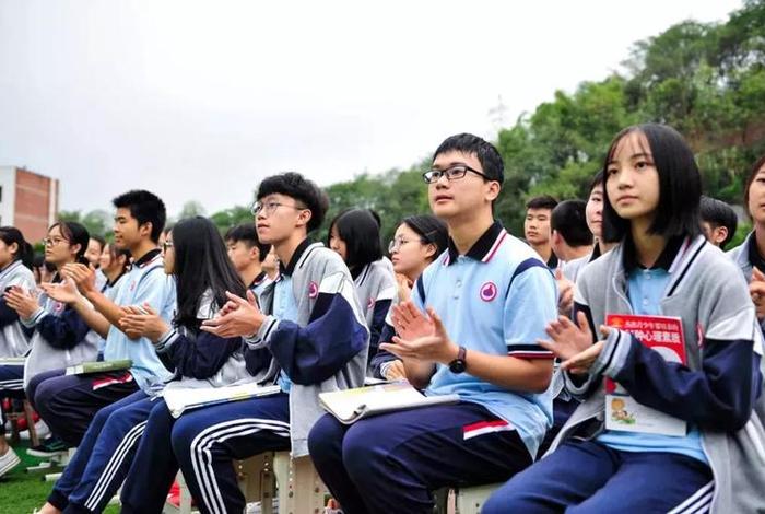 学生演讲视频，学生演讲视频教学