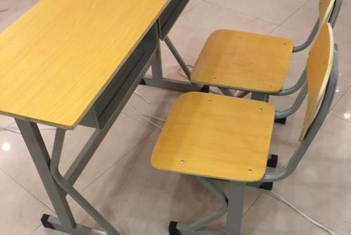 二手学生书桌 二手学生课桌椅