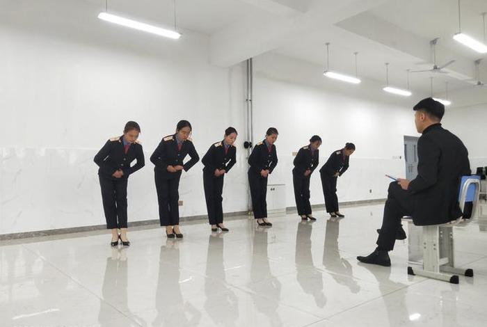 礼仪