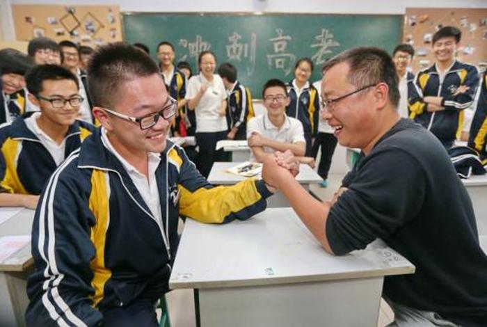 高三学习报道；高三学生新闻