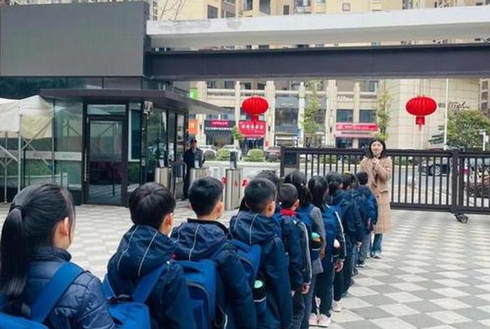 成章学校教务处电话、成章实验中学地址