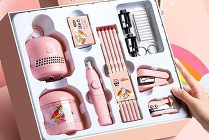 学习用具套装；学习用品