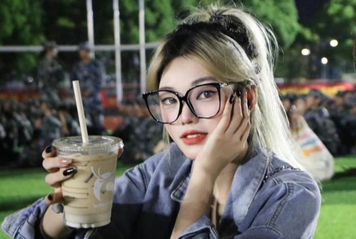 凉学姐；凉学姐沙县小吃