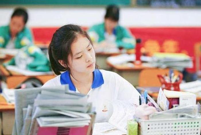 孩子成绩太差初中毕业应该学什么好 14岁初中没毕业能读什么技校