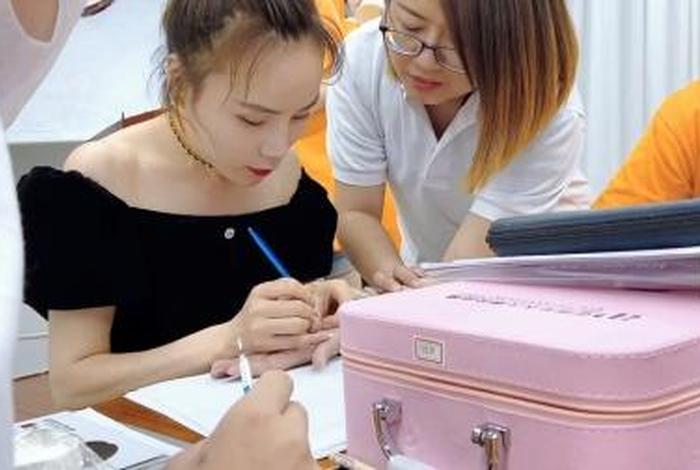 渭南纹绣学习、渭南美妆培训