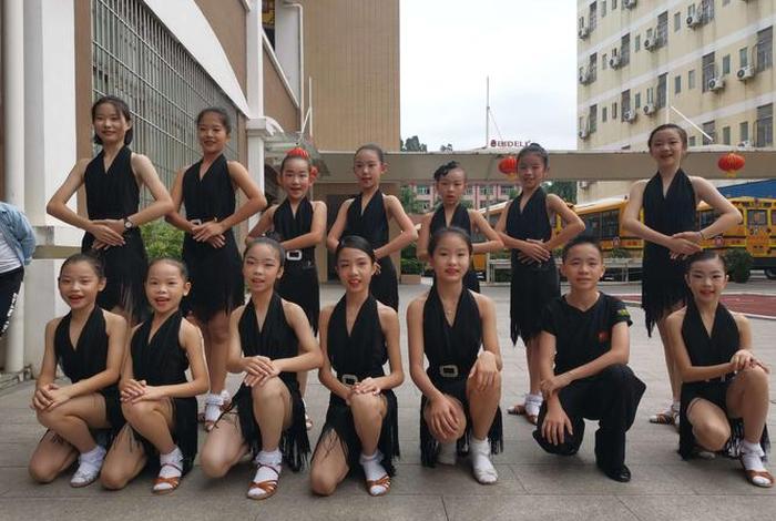 学习拉丁舞能学散打吗 拉丁舞可以自学吗
