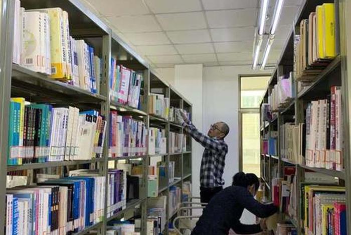 图书馆学习日常（图书馆的日常工作）