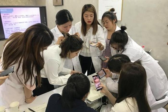 学习美容培训机构 - 学美容的培训