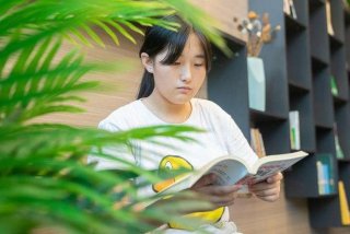 16岁女生学什么技术好 - 16岁女孩建议学什么技术