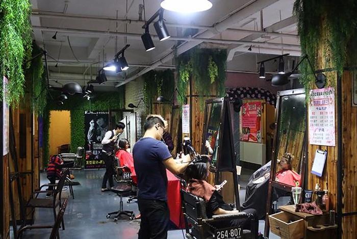 造型沙龙闭店学习（造型店是干嘛的）