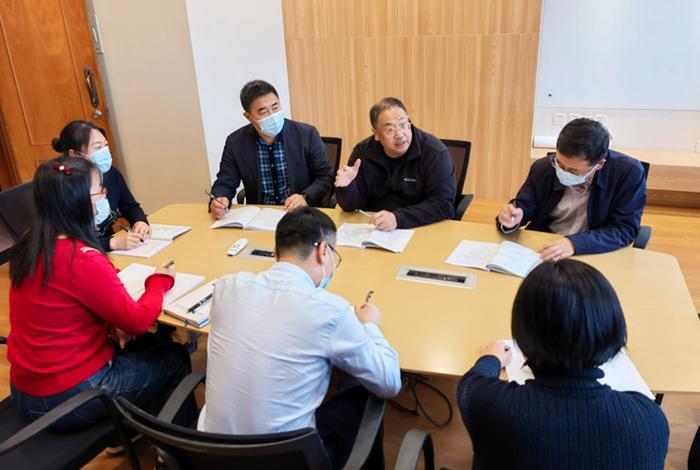 上海干部在线如何完成；上海干部在线学习