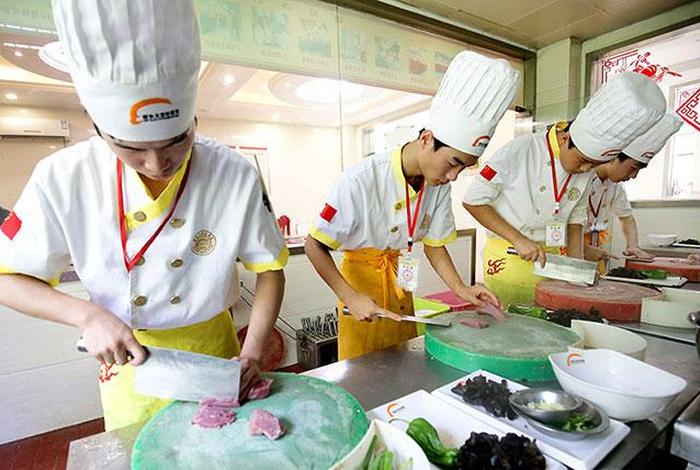 学厨师的基本知识，学厨师的基础知识