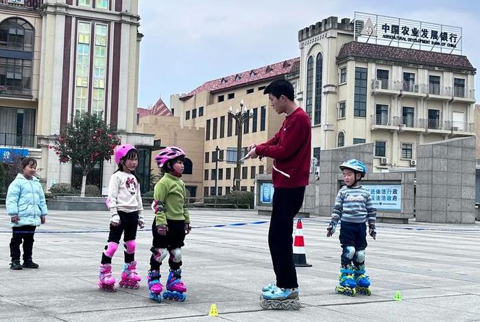 学习轮滑的好处 - 学轮滑好处多还是坏处多