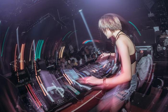 dj