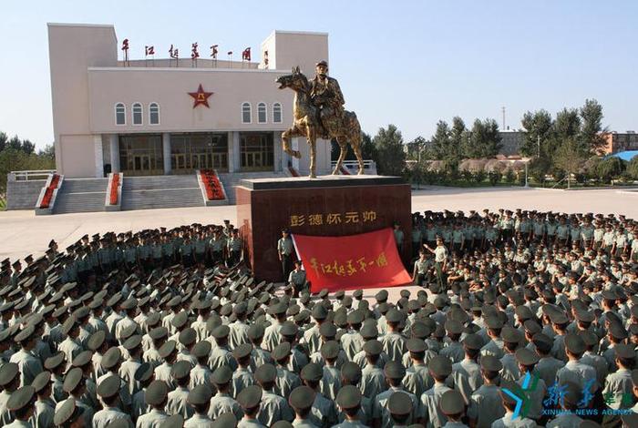 学习红八连精神体会 - 红一连精神心得体会