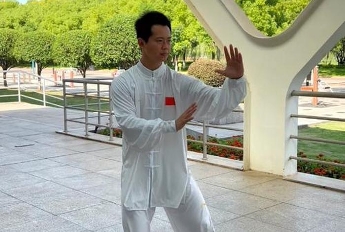 太极拳初学入门视频 - 太极拳初学入门视频24式教学