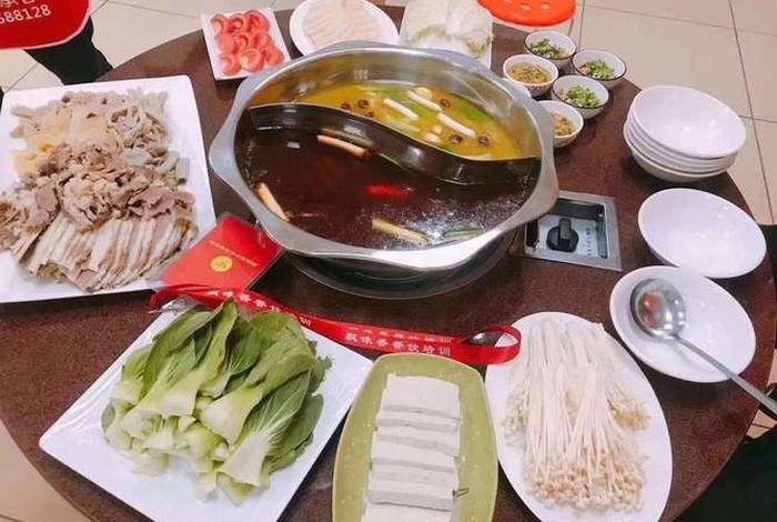 学火锅培训一般需要多少钱；火锅店培训多少钱