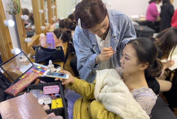 彩妆学习培训前十名学校 彩妆学校的彩妆培训怎么样