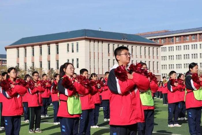 国花学校一年学费多少钱 - 国花学校招生报名
