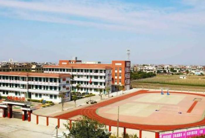 封闭式学校，封闭式学校到底怎么样