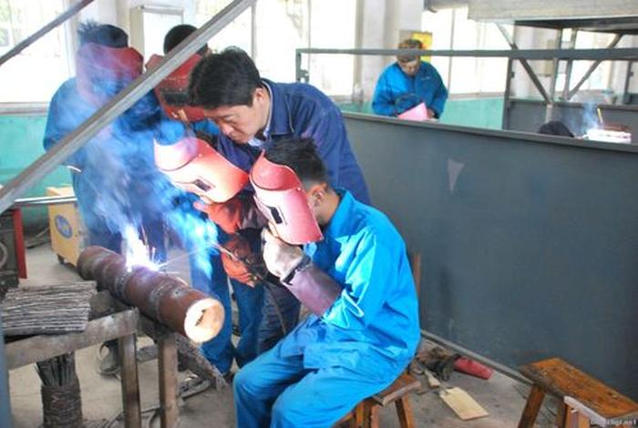 学习电焊气焊要多久（学好电焊得多长时间）