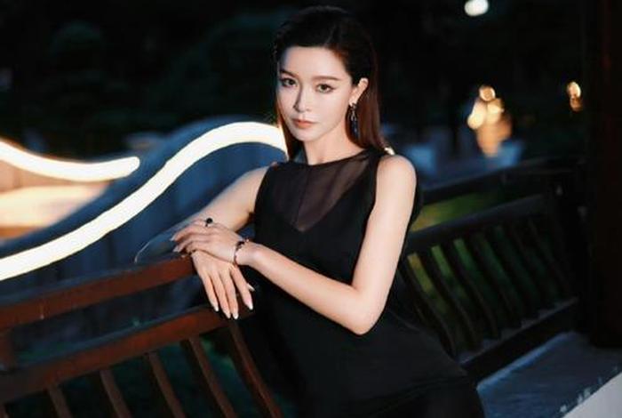 女人