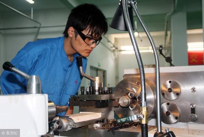 学机械类的从事什么工作；学机械类的从事什么工作有前途