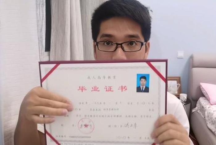 大专学历可以考公务员吗，大专学历可以考事业编制吗