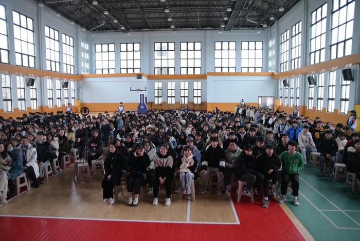 体育中专学校；体育中专学校有哪些专业