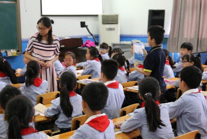 脱产学校、脱产学校上课