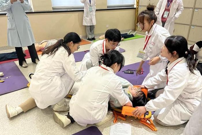 急救教学 急救教学图片