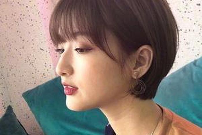 学生头发型图片女，学生头短发女