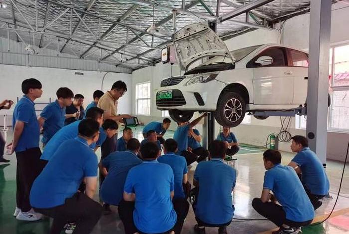 汽车维修培训 - 上海新能源汽车维修培训
