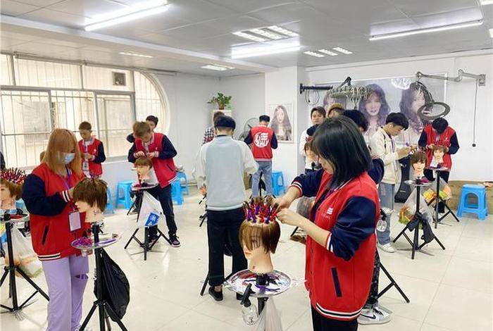 理发学习学校；学理发的学校有哪些