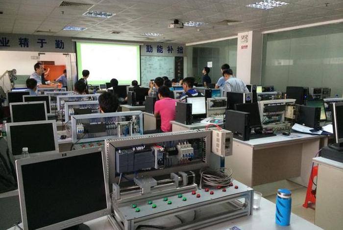plc自动化培训中心；plc自动化培训中心办的