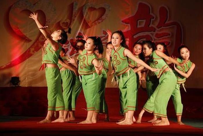 高中学表演要花多少钱 - 高中想学表演上哪所学校