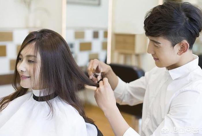 发型师一般要学多久（发型师需要学多久）