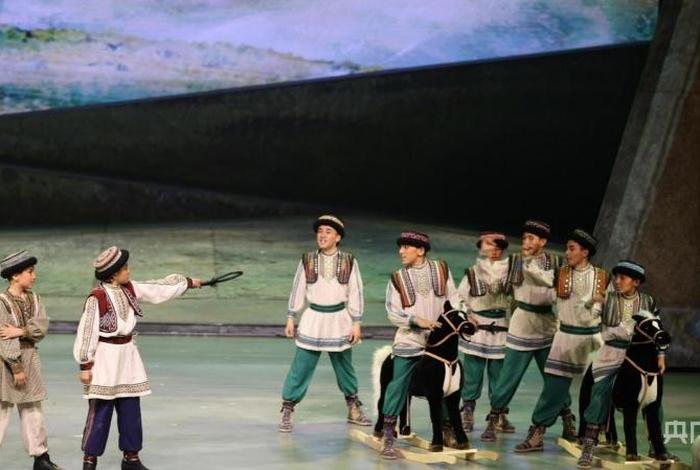 学习吧其尼拉依卡；拉其尼巴依卡故事