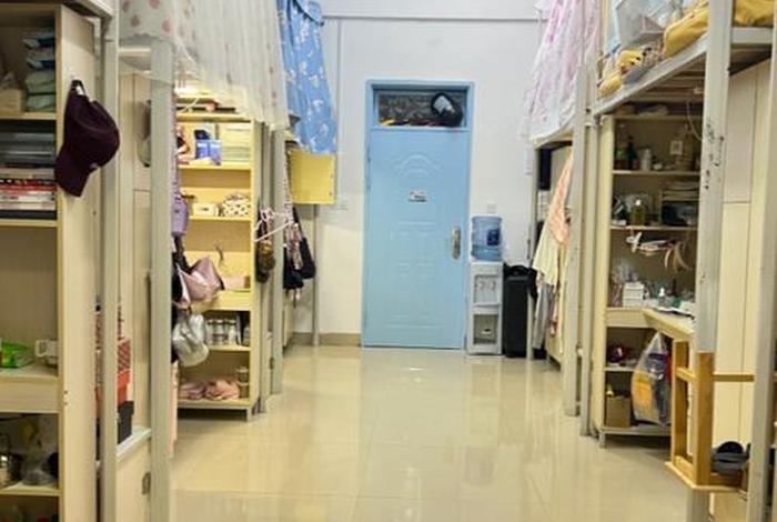 大学生活的图片热闹(大学生活的图片 寝室) 大学生活的图片热闹(大学生活的图片 寝室)