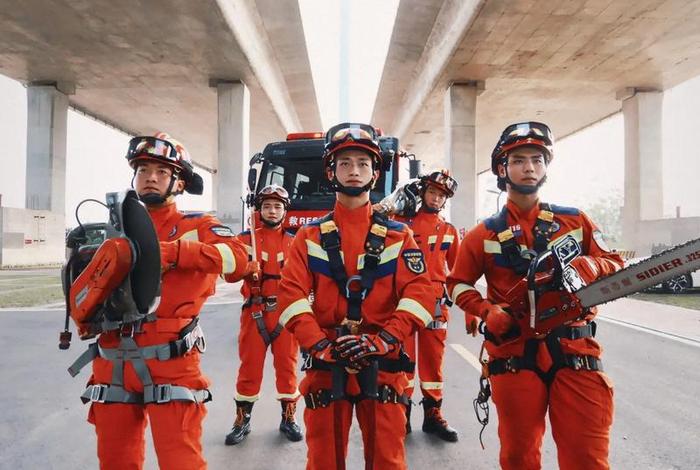消防员的生活日常图片、消防员的日常有多硬核 消防员的生活日常图片、消防员的日常有多硬核