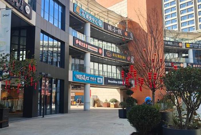 浦江生活广场ktv(浦江生活广场公寓) 浦江生活广场ktv(浦江生活广场公寓)