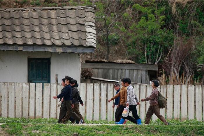 朝鲜农村真正生活实录;朝鲜农村现在的生活状况 朝鲜农村真正生活实录;朝鲜农村现在的生活状况