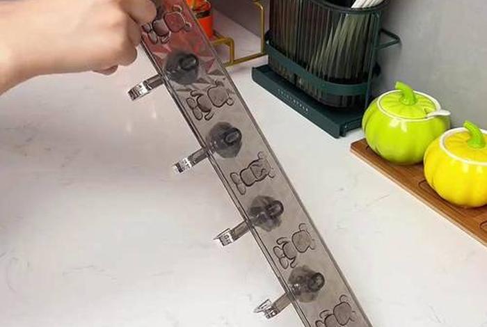 生活好帮手无痕免打孔挂钩;免打孔挂钩怎么弄下来 生活好帮手无痕免打孔挂钩;免打孔挂钩怎么弄下来